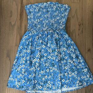 Floral strapless dress